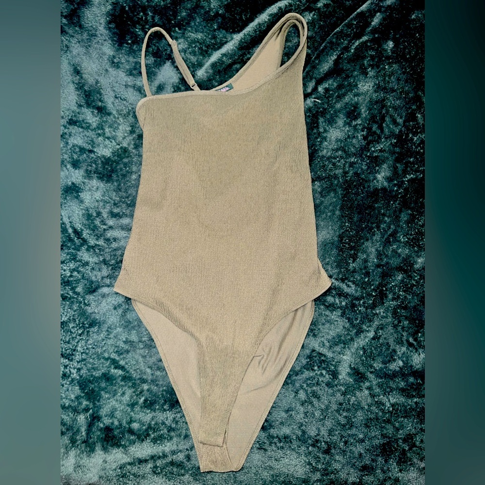 NWOT body suit green